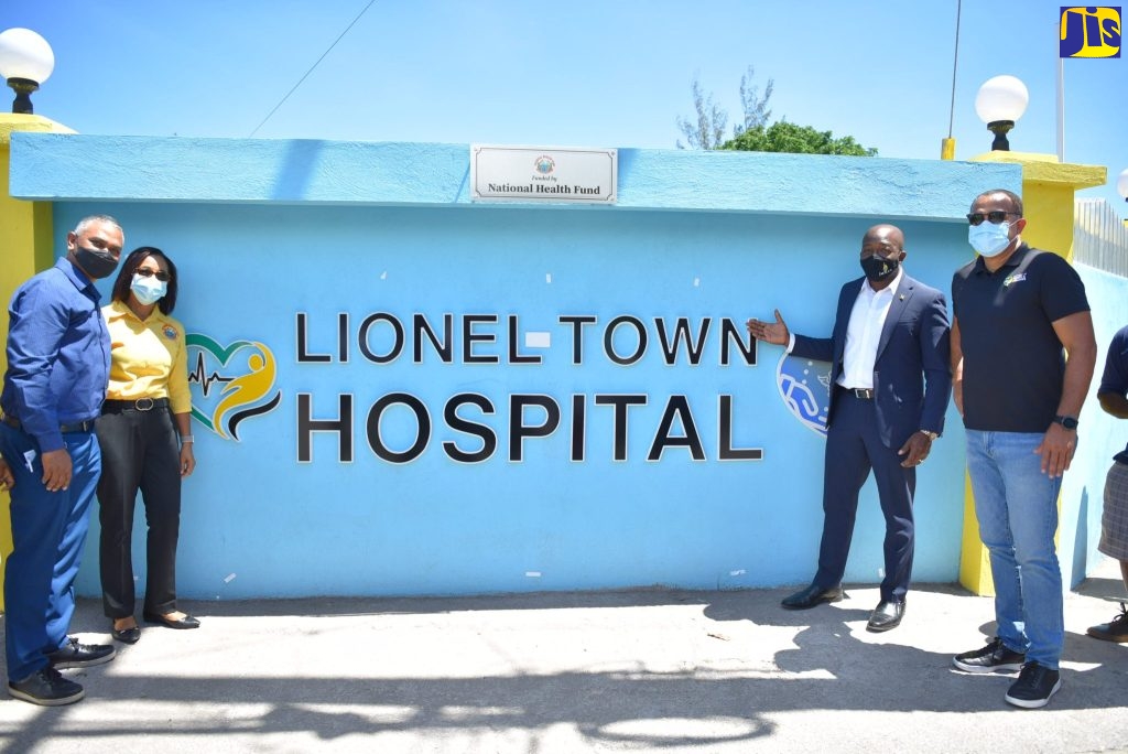 Lionel Town Hospital gets $40-Million fence