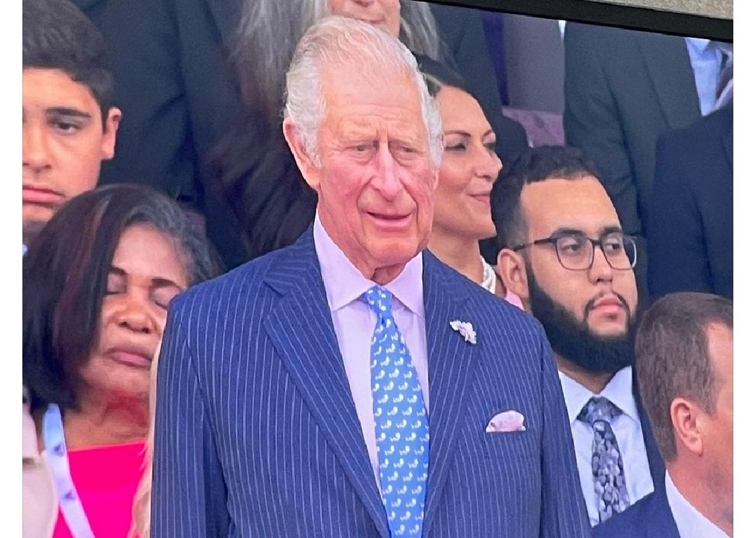 Jamaica&#8217;s Lady Allen falls asleep behind Prince Charles at Platinum Jubilee