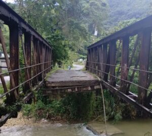 Craig Mill bridge in Buff Bay collapses &#8211; NWA 